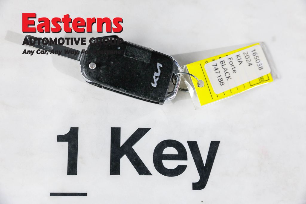 Used 2024 Black Kia LXS image 24