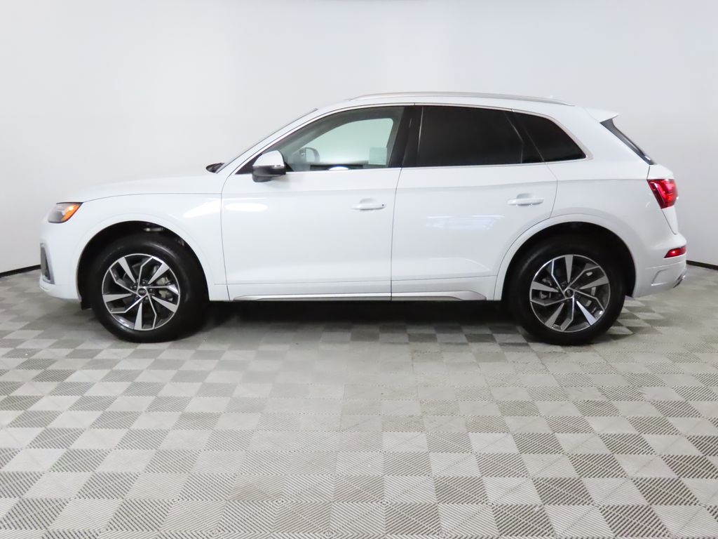 Thumbnail: 2025 Audi Q5 - 2