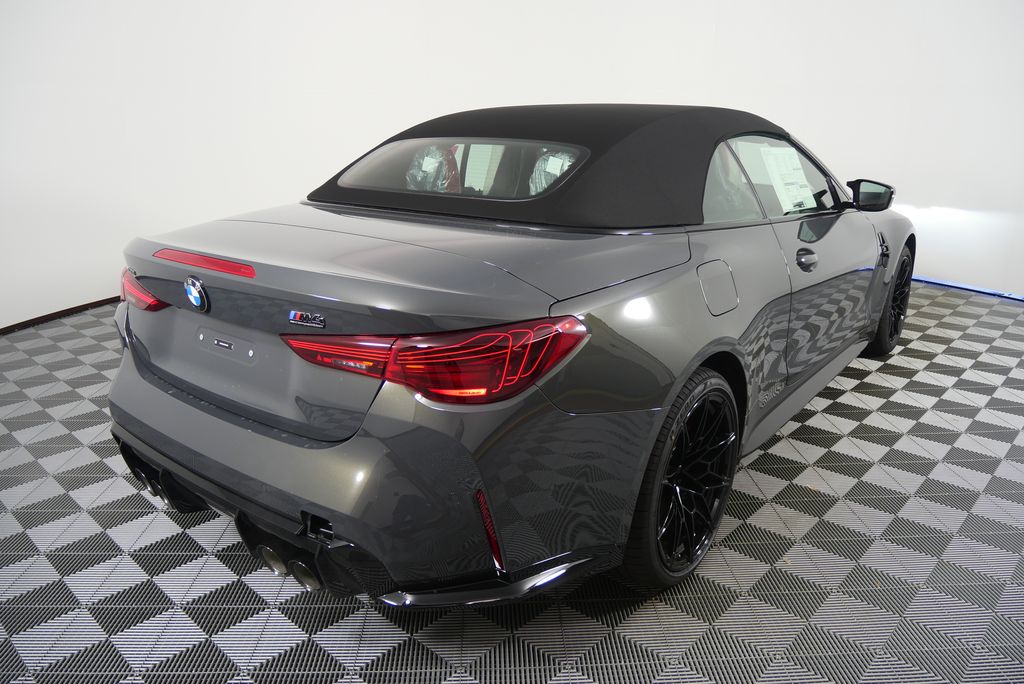 Thumbnail: 2026 BMW M4 - 4