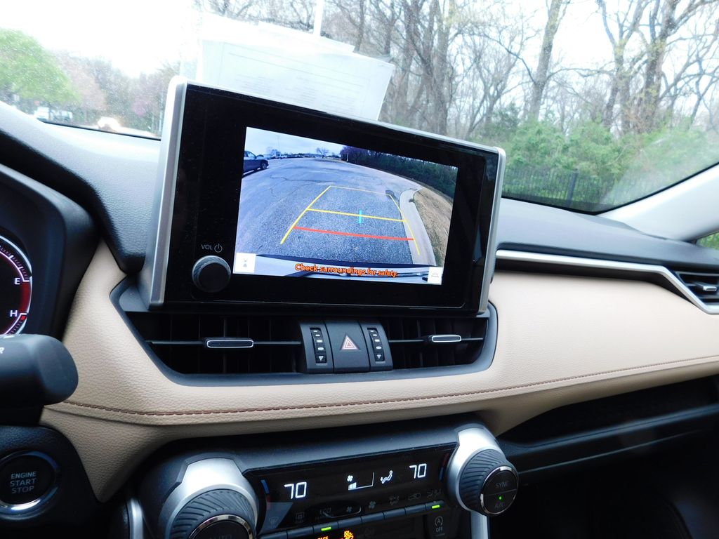 Thumbnail: 2024 Toyota RAV4 - 11