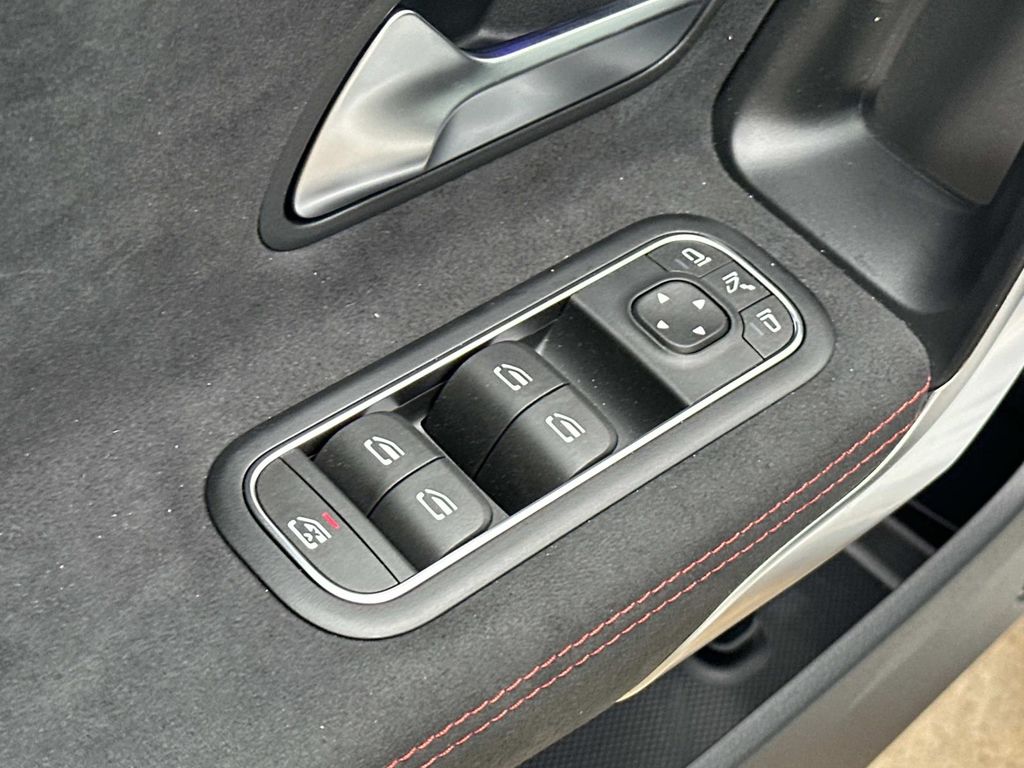 Thumbnail: 2025 Mercedes-Benz CLA - 17