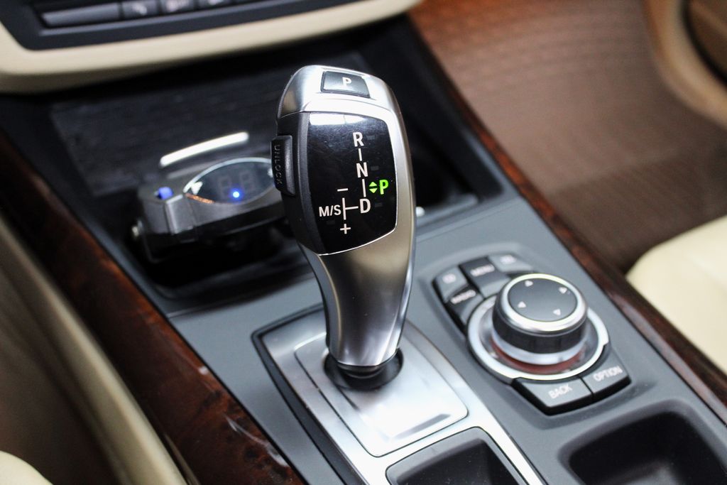 2012 BMW X5 xDrive35i 14