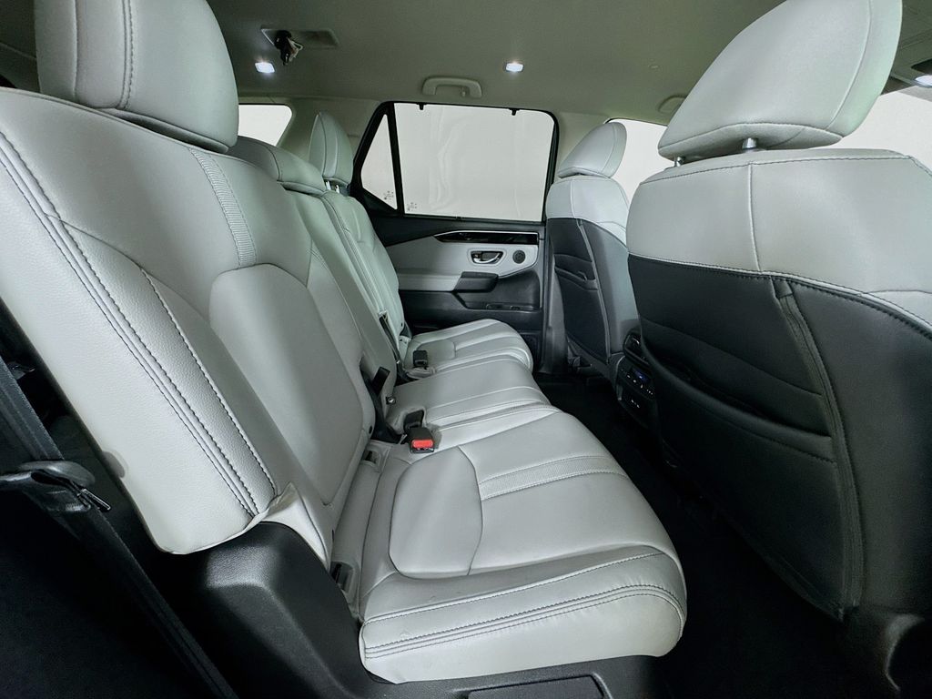 Used Car 2025 Honda Pilot  Ex-l For Sale Under $50,000 In Austin, Texas