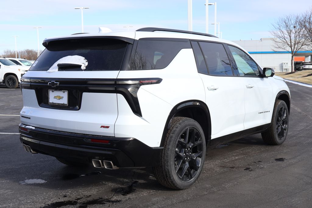 Thumbnail: 2026 Chevrolet Traverse - 8