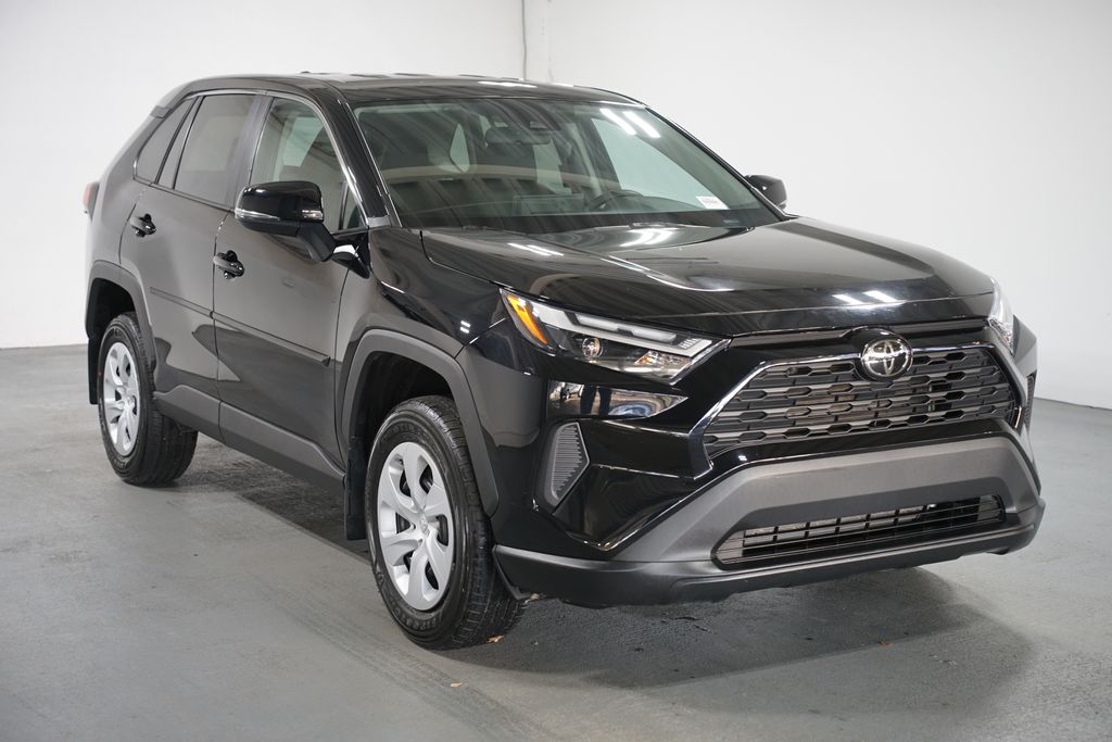 Thumbnail: 2024 Toyota RAV4 - 3