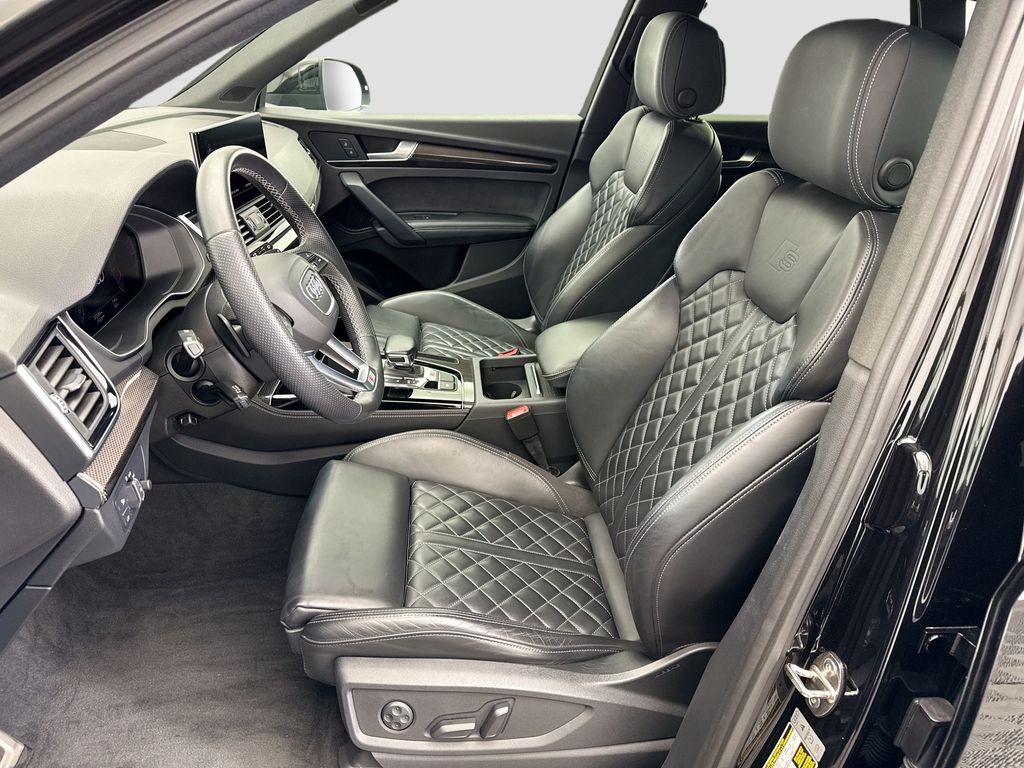 Thumbnail: 2021 Audi SQ5 - 5