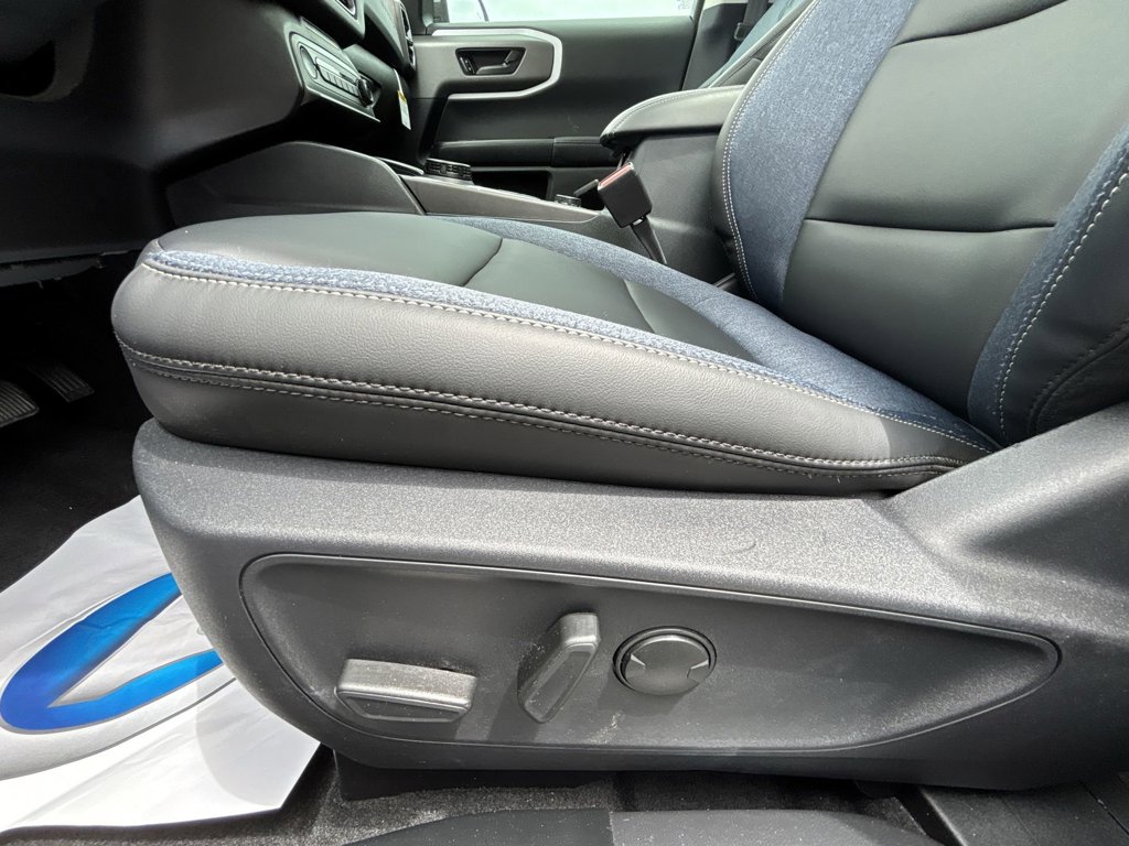 New 2025 Azure Gray Metallic Tri-Coat Ford Outer Banks® image 14