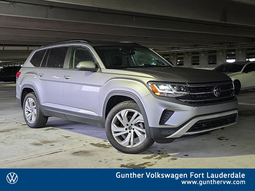 2022 Volkswagen Atlas V6 SE FWD with Technology