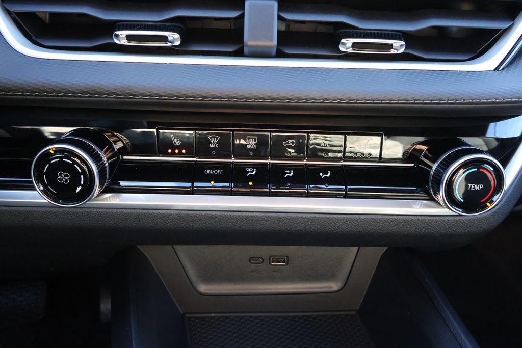 Thumbnail: 2026 Chevrolet Equinox - 27