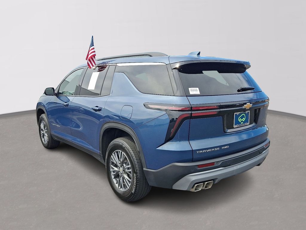 Thumbnail: 2026 Chevrolet Traverse - 4