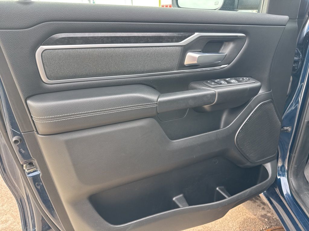 Certified Used 2022 Blue Ram Big Horn/Lone Star image 33