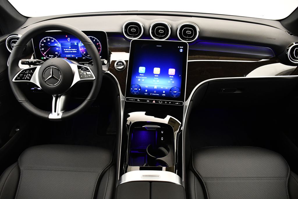 Thumbnail: 2025 Mercedes-Benz GLC - 19