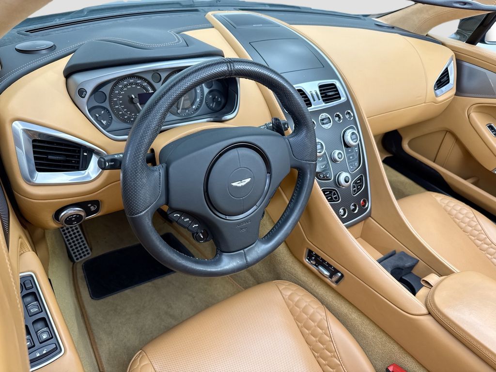 Thumbnail: 2014 Aston Martin Vanquish - 17