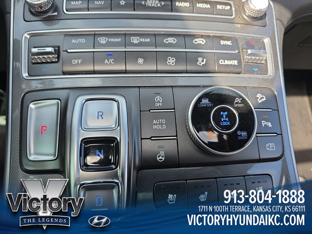 Used 2023 Gray Hyundai Calligraphy image 11
