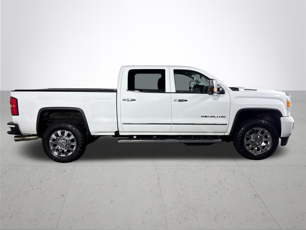 2019 GMC Sierra 2500HD Denali
