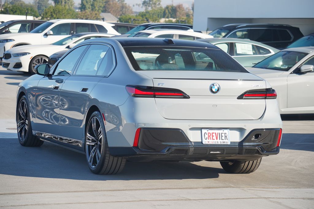 2024 BMW i7 xDrive60 7