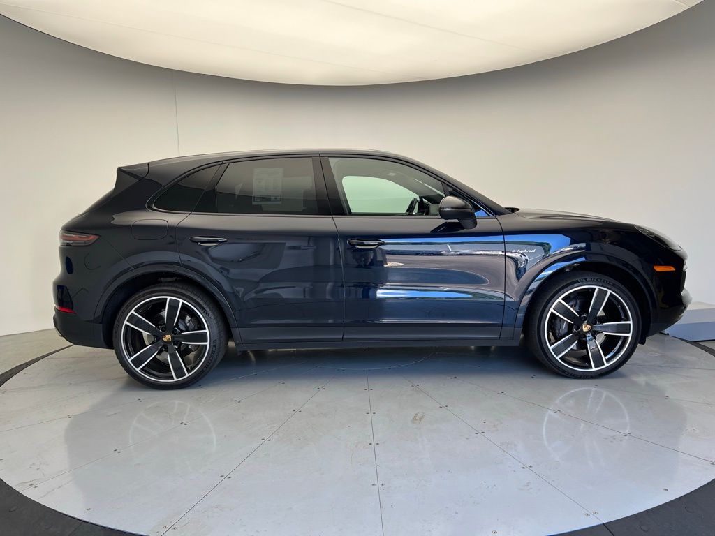 Thumbnail: 2019 Porsche Cayenne - 8