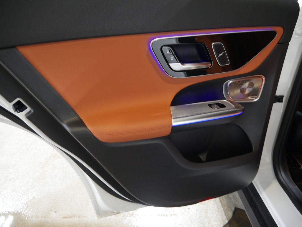 Thumbnail: 2026 Mercedes-Benz GLC - 16