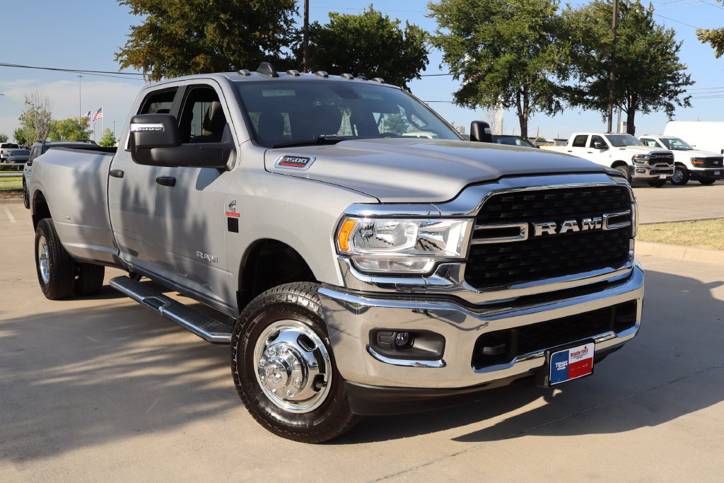 Billet Silver Metallic 2024 RAM 3500 Pickup Truck Four-Wheel Drive 6-Speed Automatic
