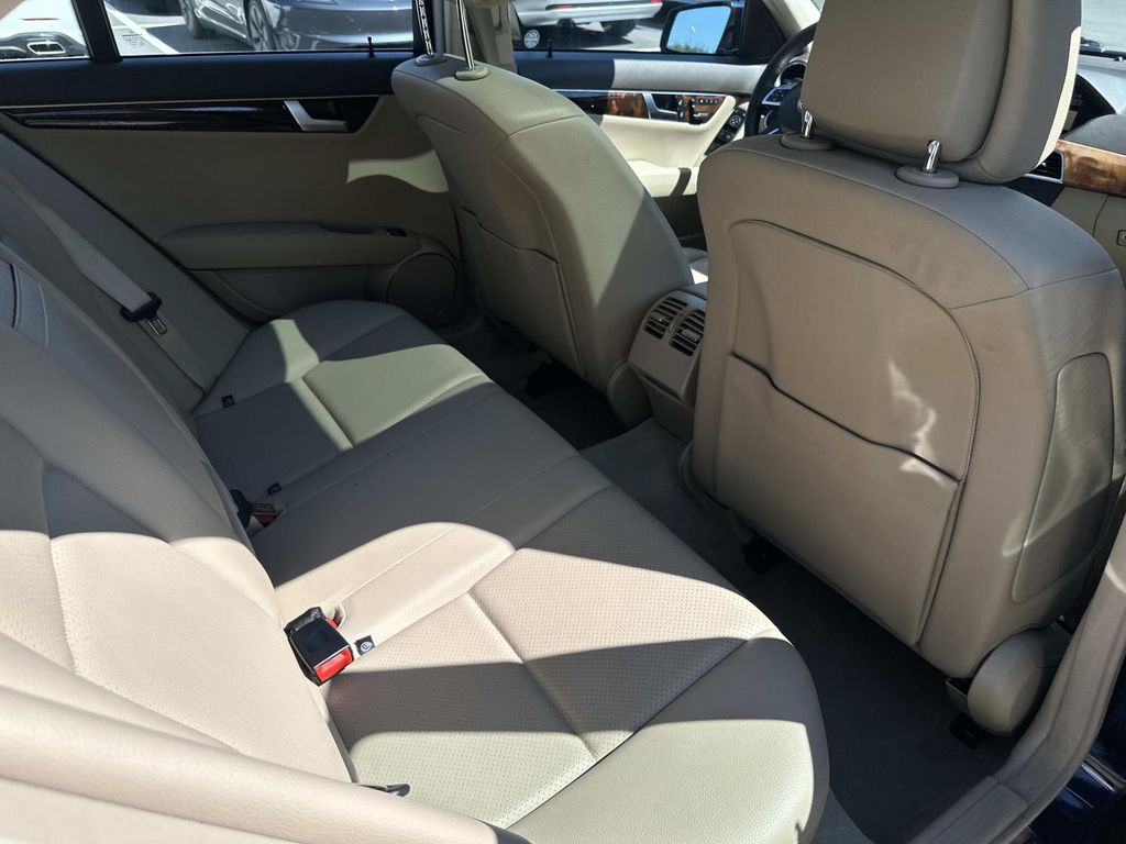 Thumbnail: 2012 Mercedes-Benz C-Class - 24