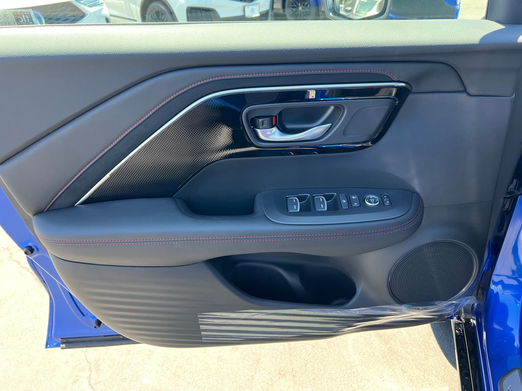 Thumbnail: 2025 Acura ADX - 11