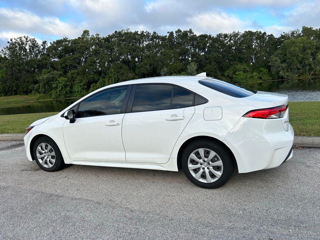 Thumbnail: 2022 Toyota Corolla - 3