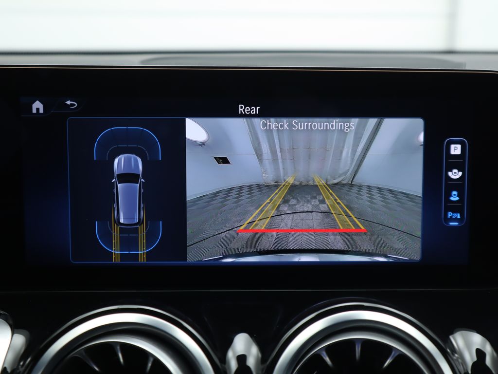 Thumbnail: 2025 Mercedes-Benz GLB - 15