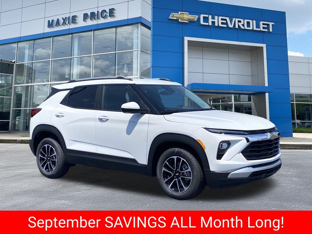 Summit White 2026 Chevrolet Trailblazer SUV / Crossover Front-Wheel Drive Continuously Variable Transmission