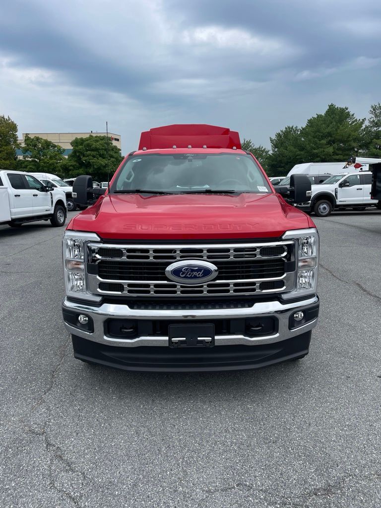 2026 Ford F-350 Chassis XLT
