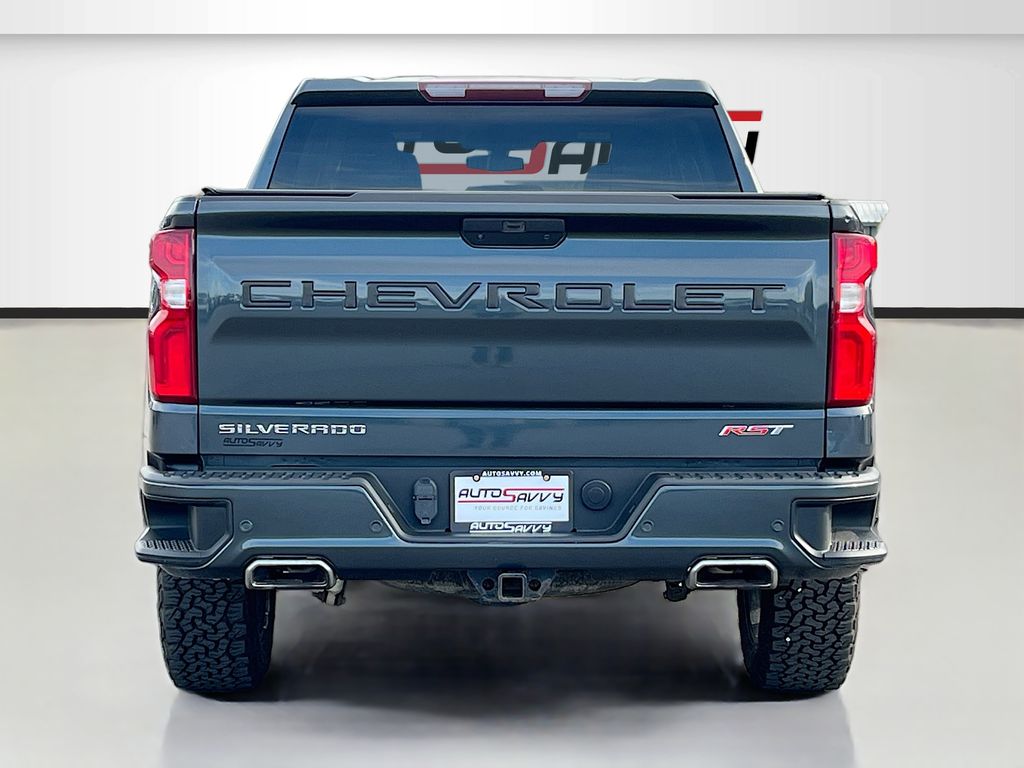Used 2019 Gray Chevrolet RST image 6