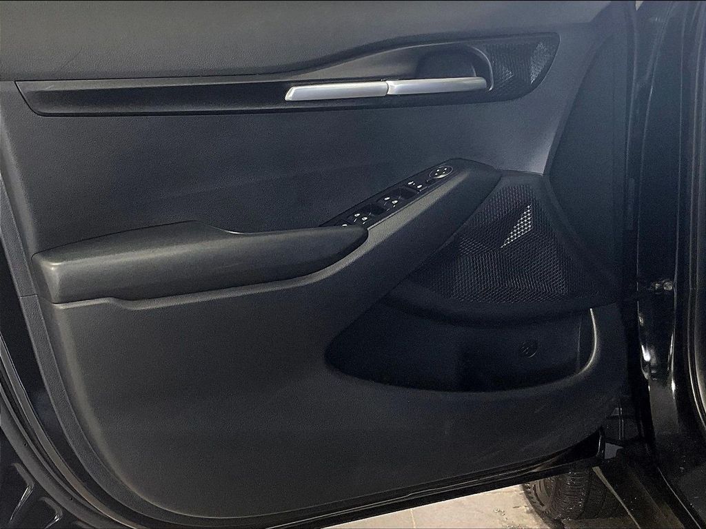 2024 Kia Seltos — photo 9