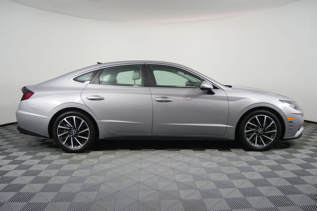 Thumbnail: 2023 Hyundai Sonata - 2