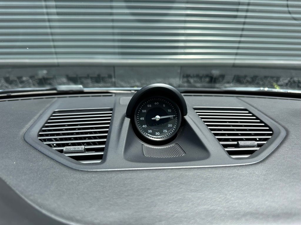 Thumbnail: 2024 Porsche 911 - 28