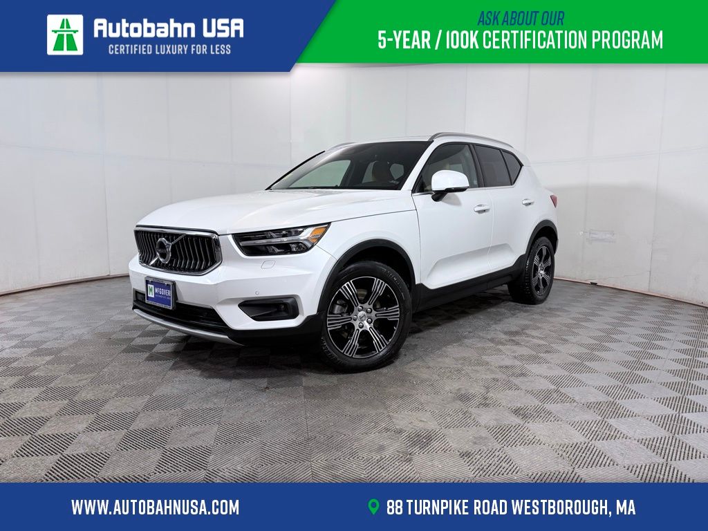 2022 Volvo XC40 T5 Inscription AWD