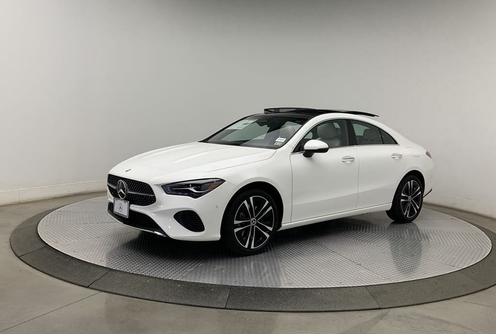 2025 Mercedes-Benz CLA 250 4