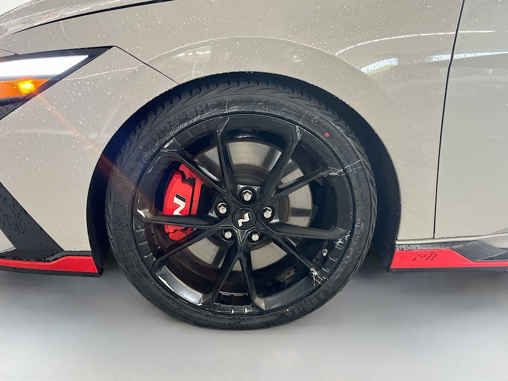 Used 2025 Gray Hyundai Base image 30