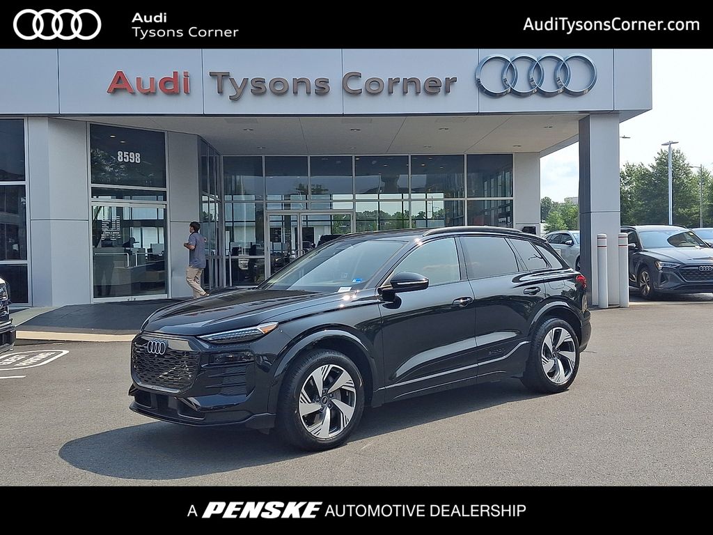 2025 Audi Q6 e-tron quattro Premium Plus