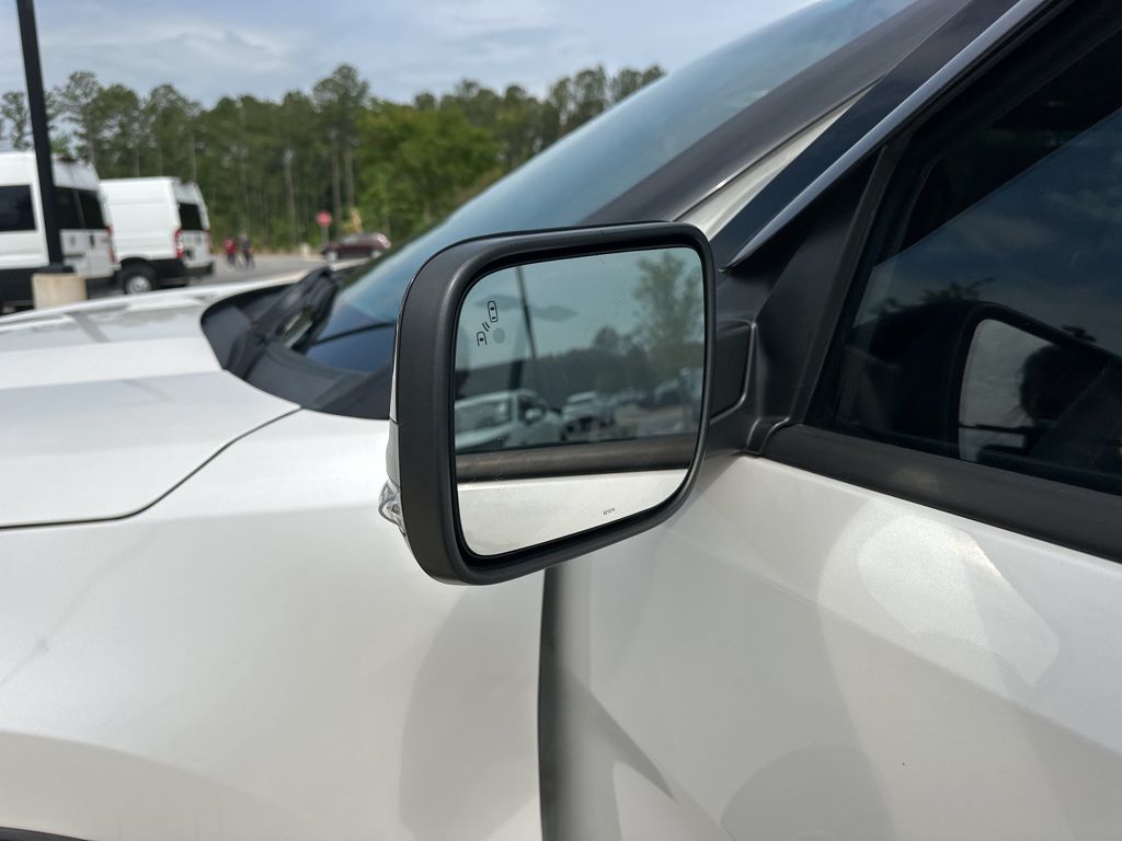2014 White Platinum Clearcoat Metallic Ford Explorer Sport 4X4 SUV