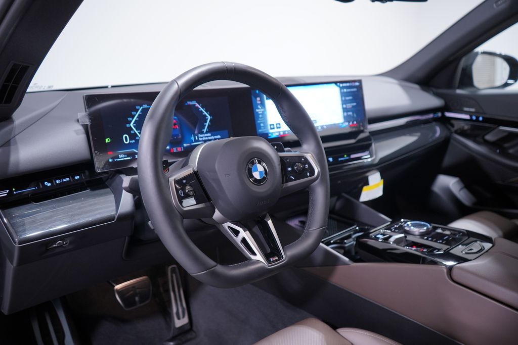 2024 BMW 5 Series 530i 6