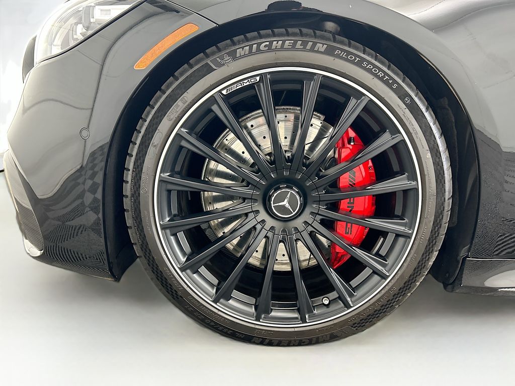 Thumbnail: 2025 Mercedes-Benz S-Class - 29