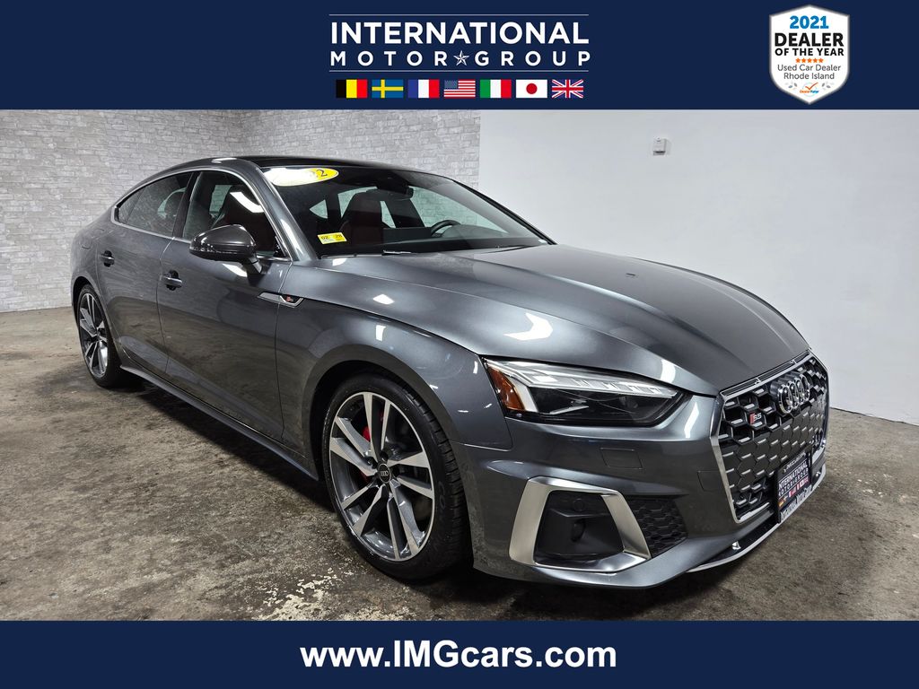 Daytona Gray Pearl Effect 2022 Audi S5 Sportback 3.0T quattro Prestige AWD Sedan All-Wheel Drive 8-Speed Automatic
