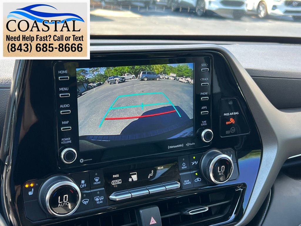 2022 Toyota Highlander XLE Brown at Davis Toyota of Orangeburg