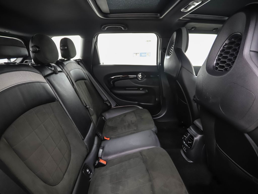 Thumbnail: 2022 MINI Cooper Clubman - 26