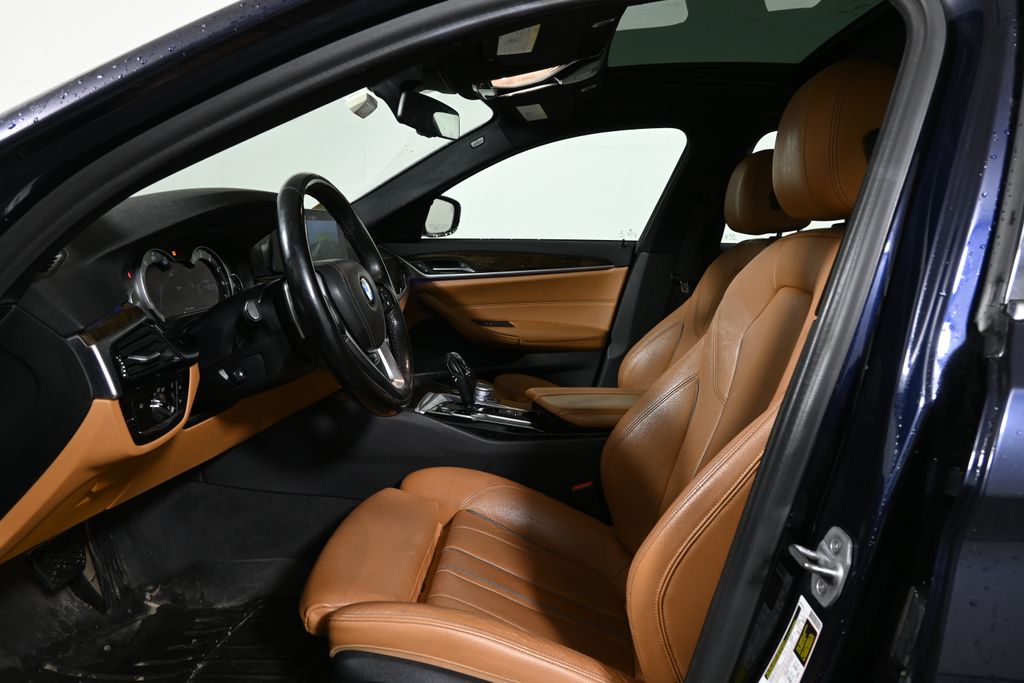 Thumbnail: 2017 BMW 5 Series - 3