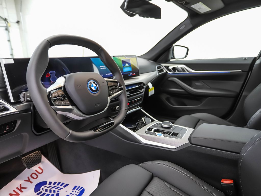 2025 BMW i4 xDrive40 10