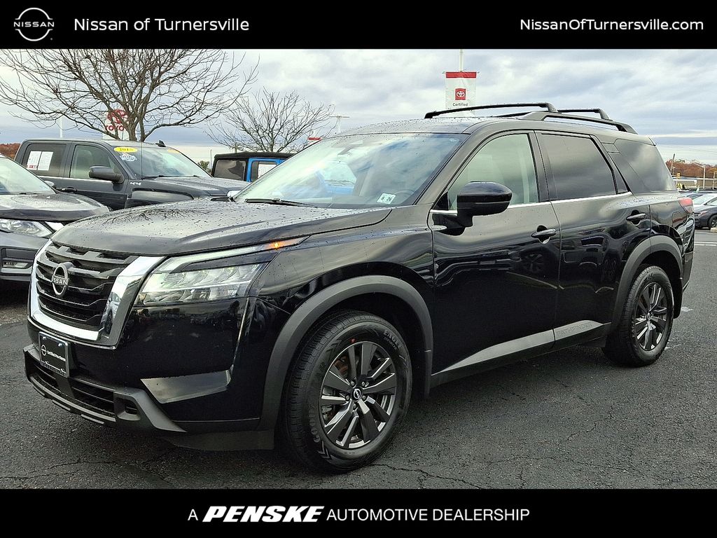 Thumbnail: 2022 Nissan Pathfinder - 1