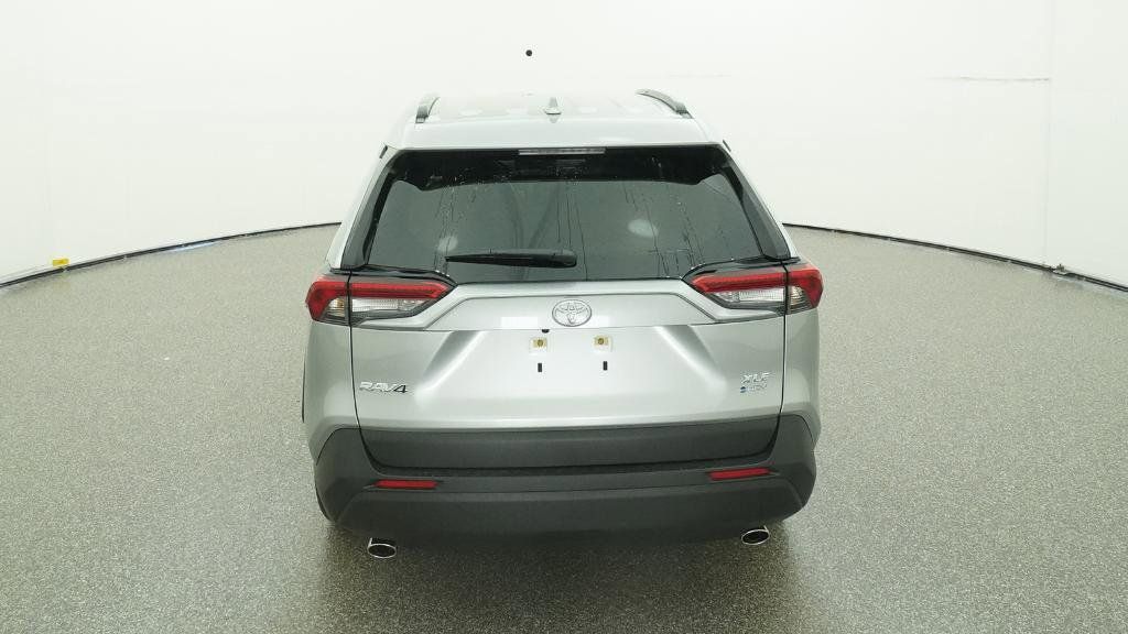 Thumbnail: 2025 Toyota RAV4 - 8