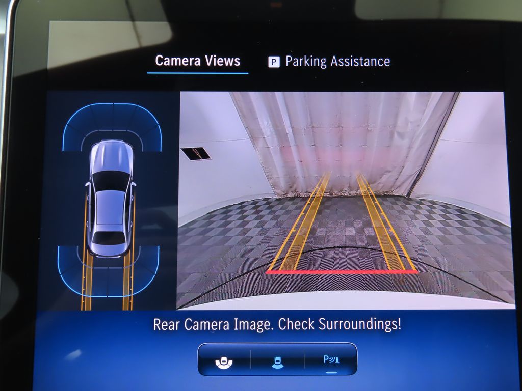 Thumbnail: 2025 Mercedes-Benz C-Class - 15