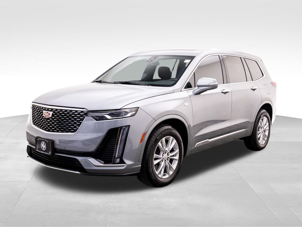 2025 Cadillac XT6 Luxury AWD