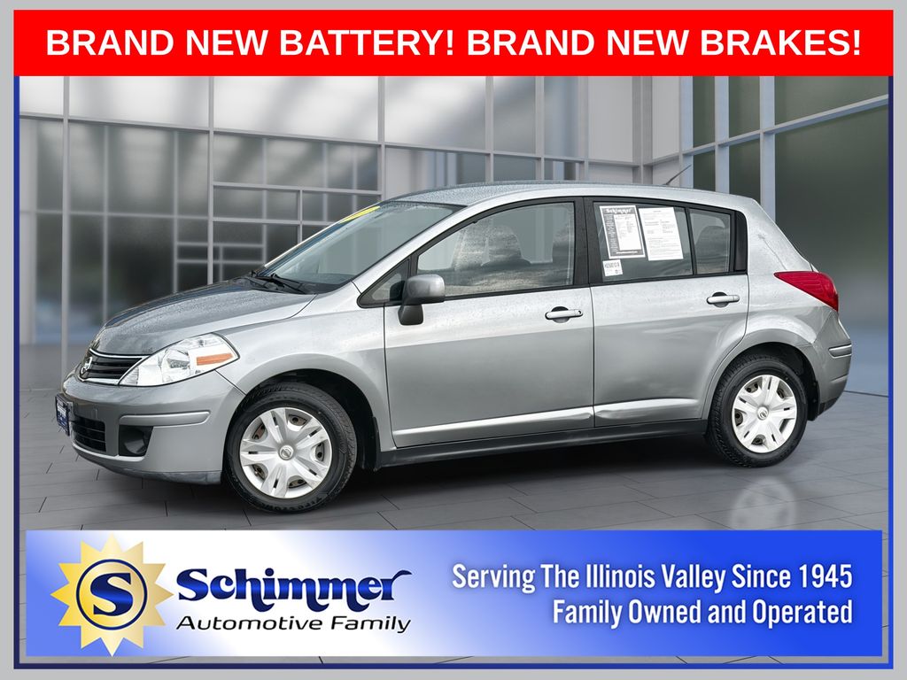 Magnetic Gray Metallic 2011 Nissan Versa Hatchback Front-Wheel Drive 4-Speed Automatic